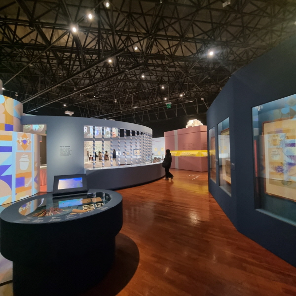 ‘출산, 모두의 잔치’ 현장 국립민속박물관 기획전시실에 가면... 이미지